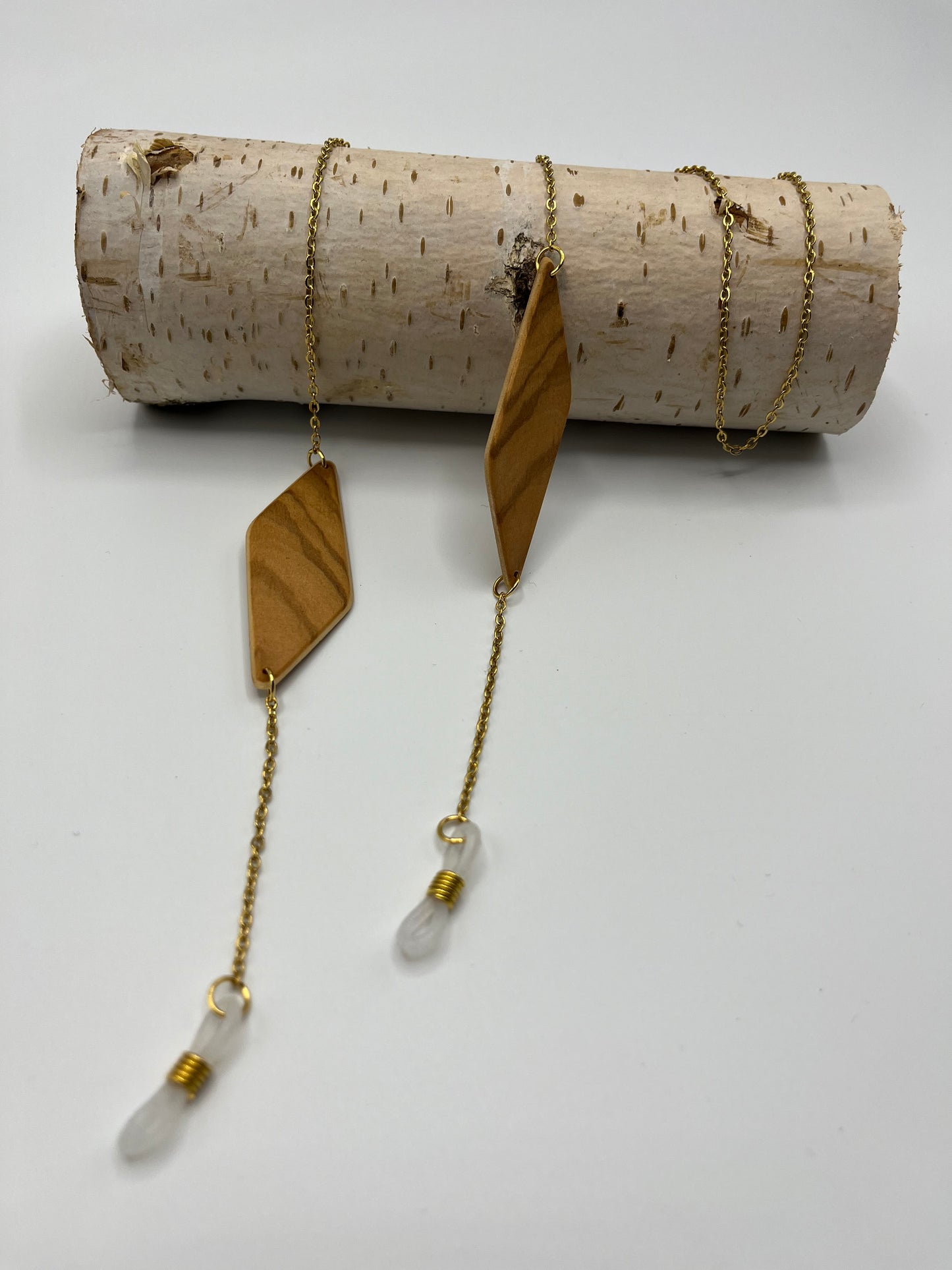 Olive & Linden Tree Glases Chains