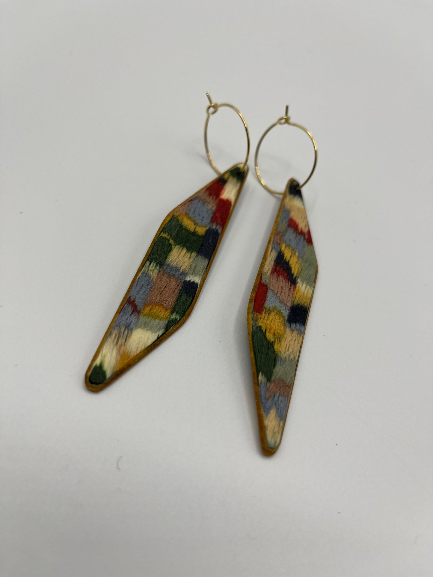 Recycled Wood (Confetti) & Lemon with Hoops