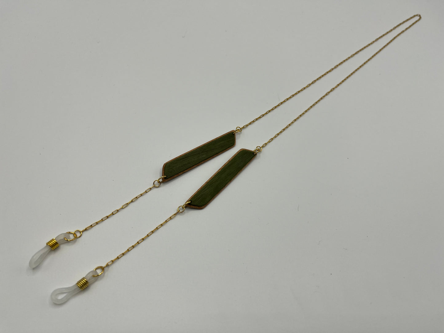 Green Dyed Linden Tree & Mahogani Glasses Chains