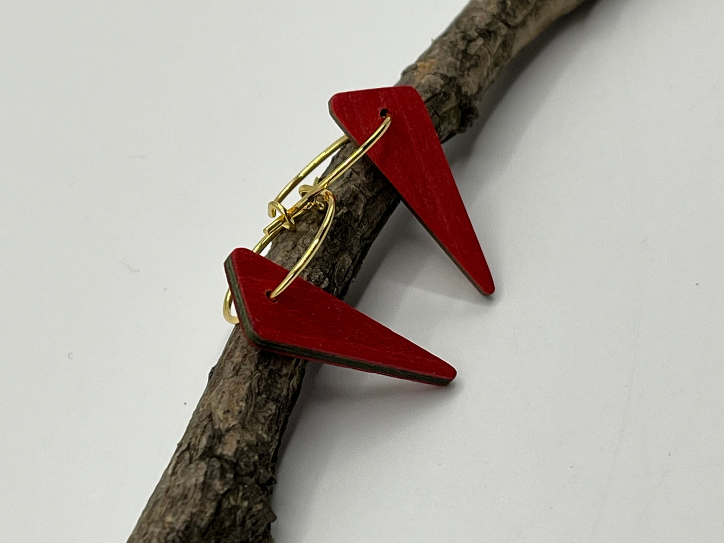 Red & Green Dyed Linden Tree Triangles with Hoops